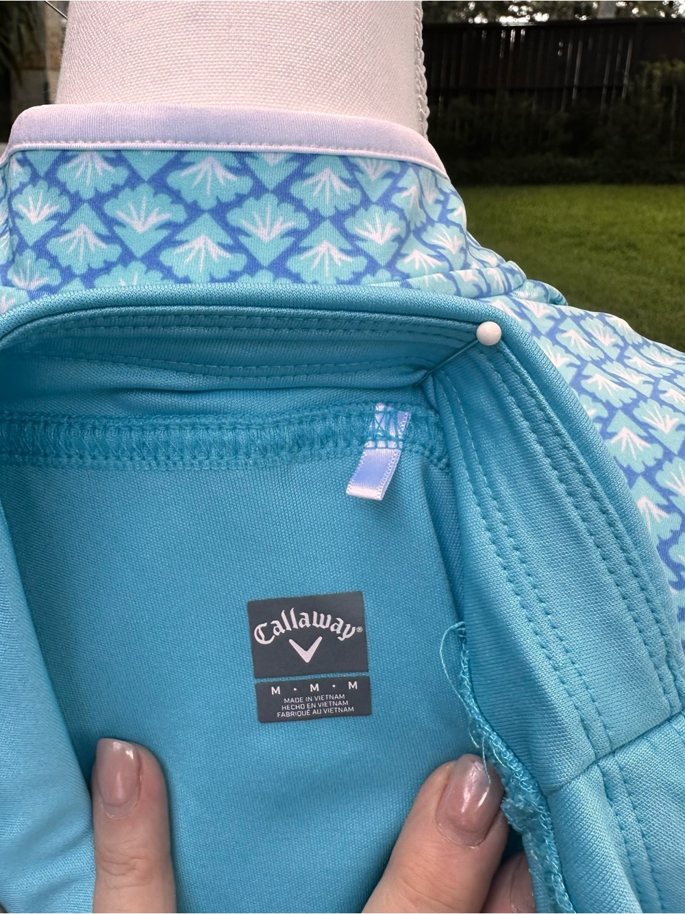 Sigrid Olsen Light Blue Sleeveless top with Geometric Print and callaway skirt - Picture 5 of 6